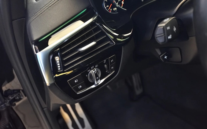 BMW Seria 5 cena 179900 przebieg: 147000, rok produkcji 2017 z Witkowo małe 781